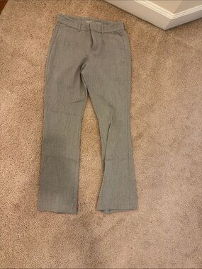 Old Navy Women’s Light Gray Pixie